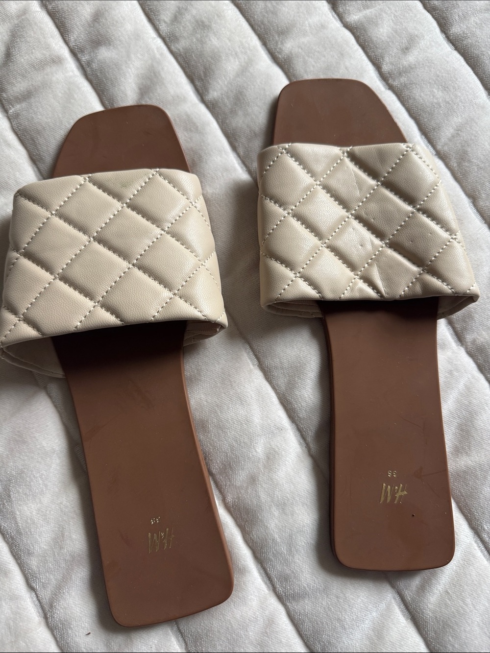 H&M quilted faux leather slides